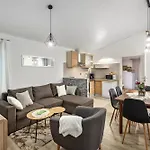 Apartamento Tromba Near The Sea Šišan