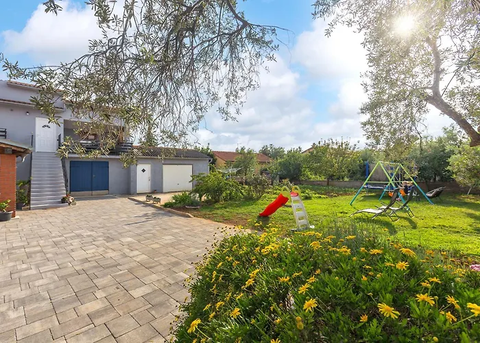 Tromba Near The Sea Sisan